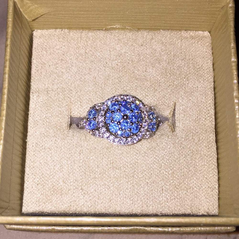 2.60ctw. Neon Apatite & White Diamond Simulants